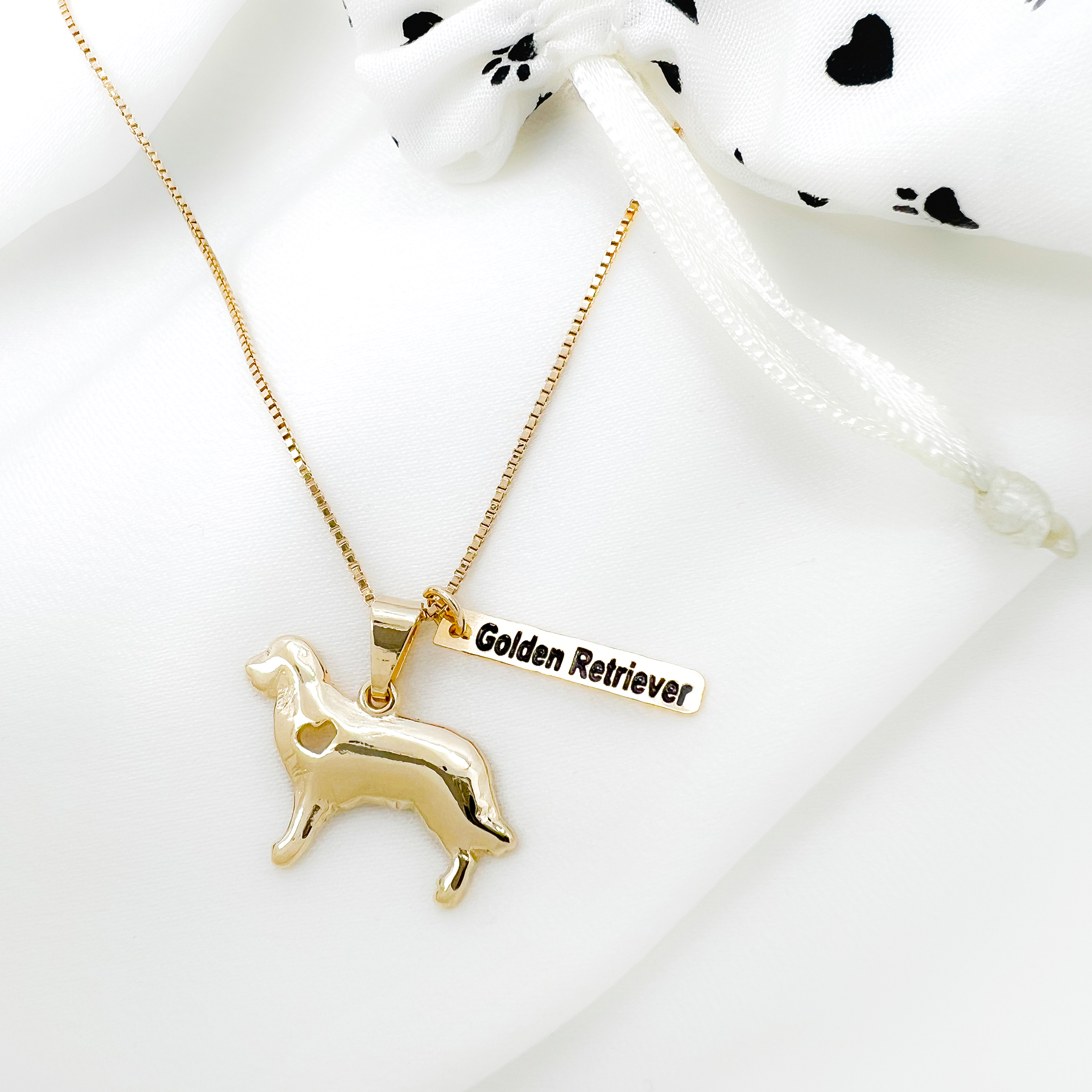 Golden Retriever Necklace with Breed Tag – Gold Plated